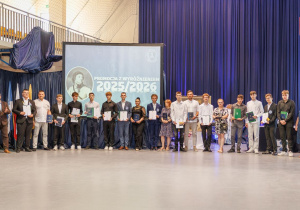 Promowani z wyróżnieniem uczniowie klasy 4Ib
