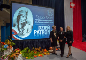 Dyrektor szkoły, Prezes Natura Tour, Przewodnicząca Komisji Edukacji Starostwa Powiatowego