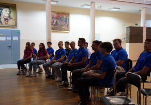 grupa uczestników programu Erasmus+ na widowni