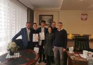 Komplet organizatorzy i biorący udział