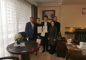 Organizatorzy i biorący udział