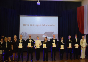 Uczniowie wyróżnieni nagrodą "Złota dziesiątka Mechanika"