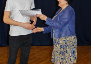 Wręczenie ceryfikatów i dyplomów