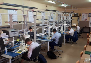 Uczestnicy projektu podczas zajęć praktycznych